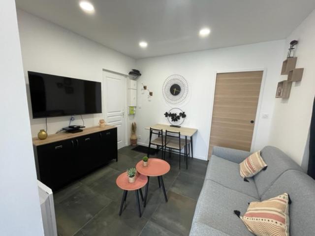 Le Nuage: Private Oasis With Garden Retreat Niort