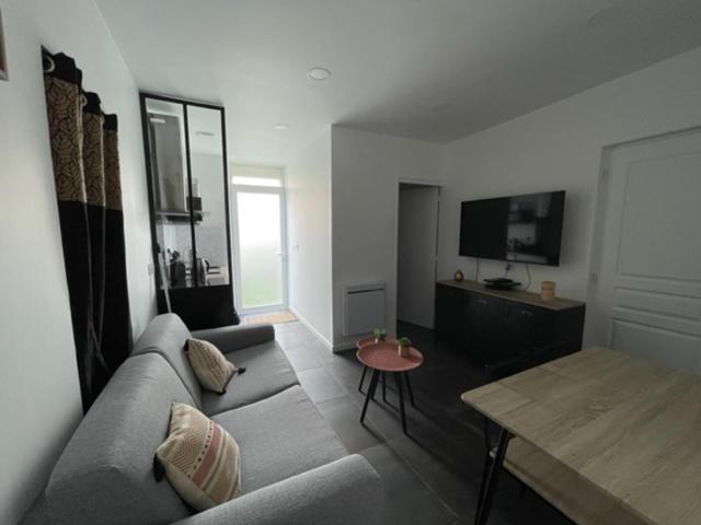 Le Nuage: Private Oasis With Garden Retreat